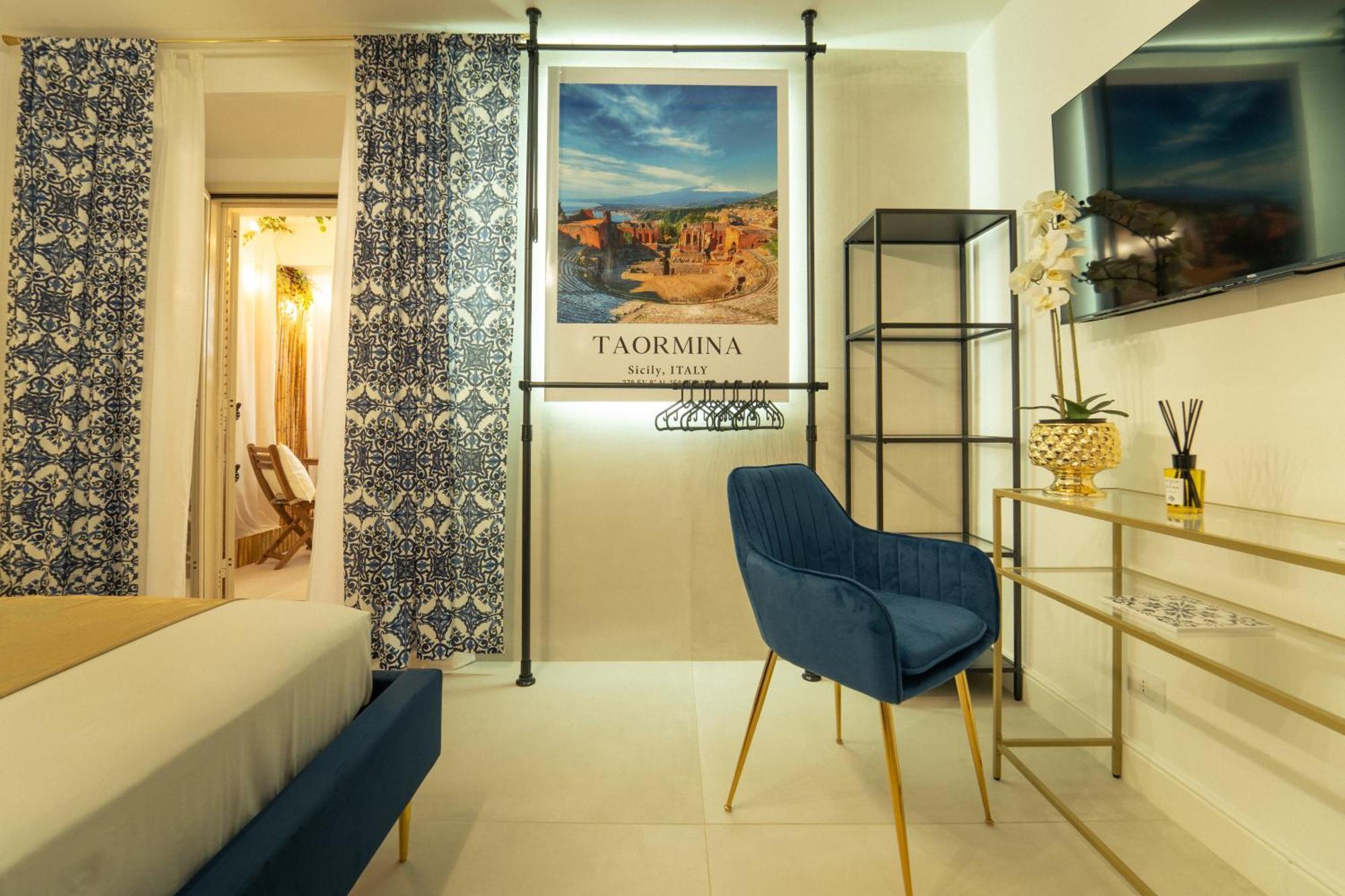 Johnny'S Suites Taormina Beach Bay المظهر الخارجي الصورة