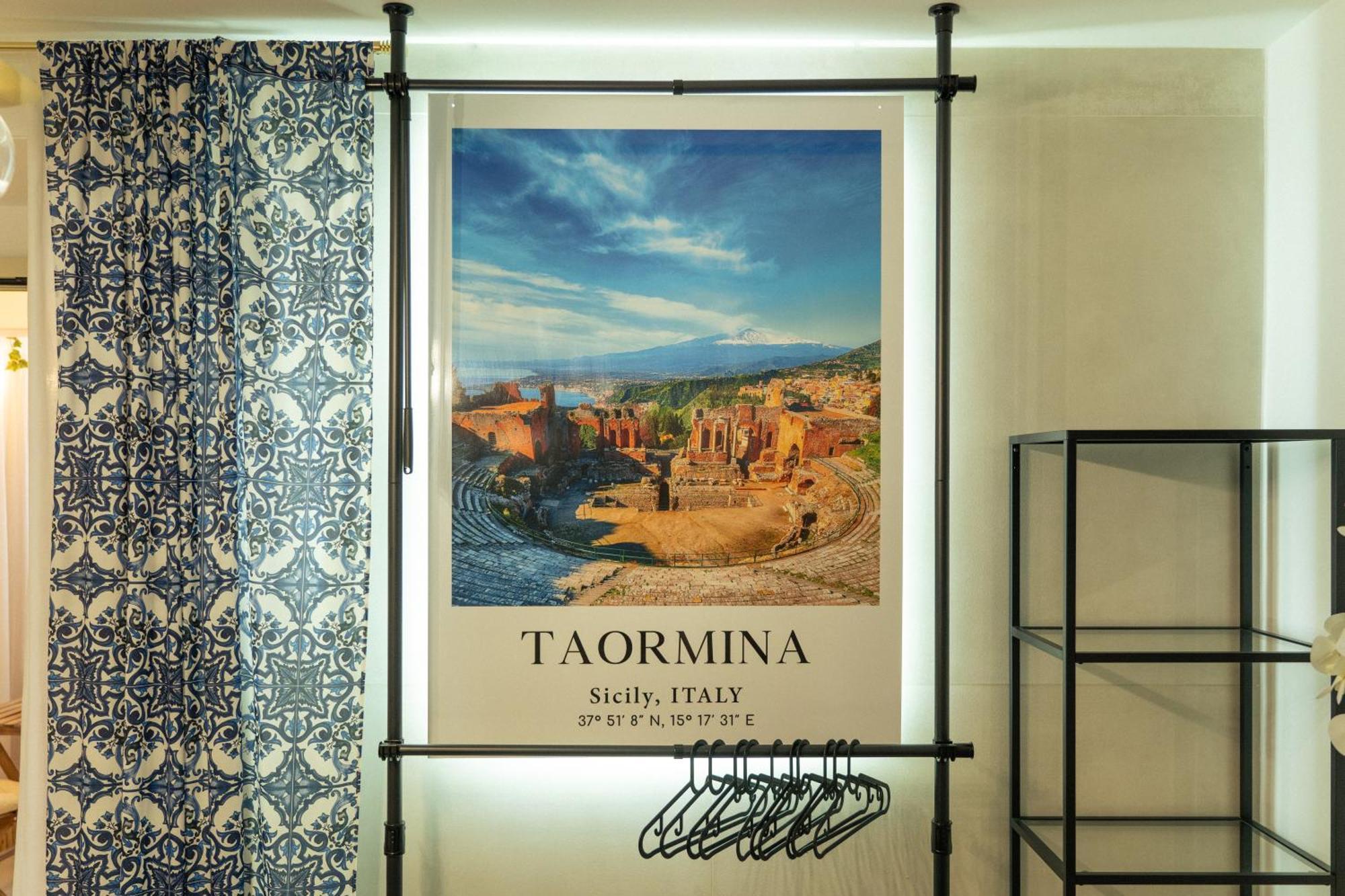 Johnny'S Suites Taormina Beach Bay المظهر الخارجي الصورة